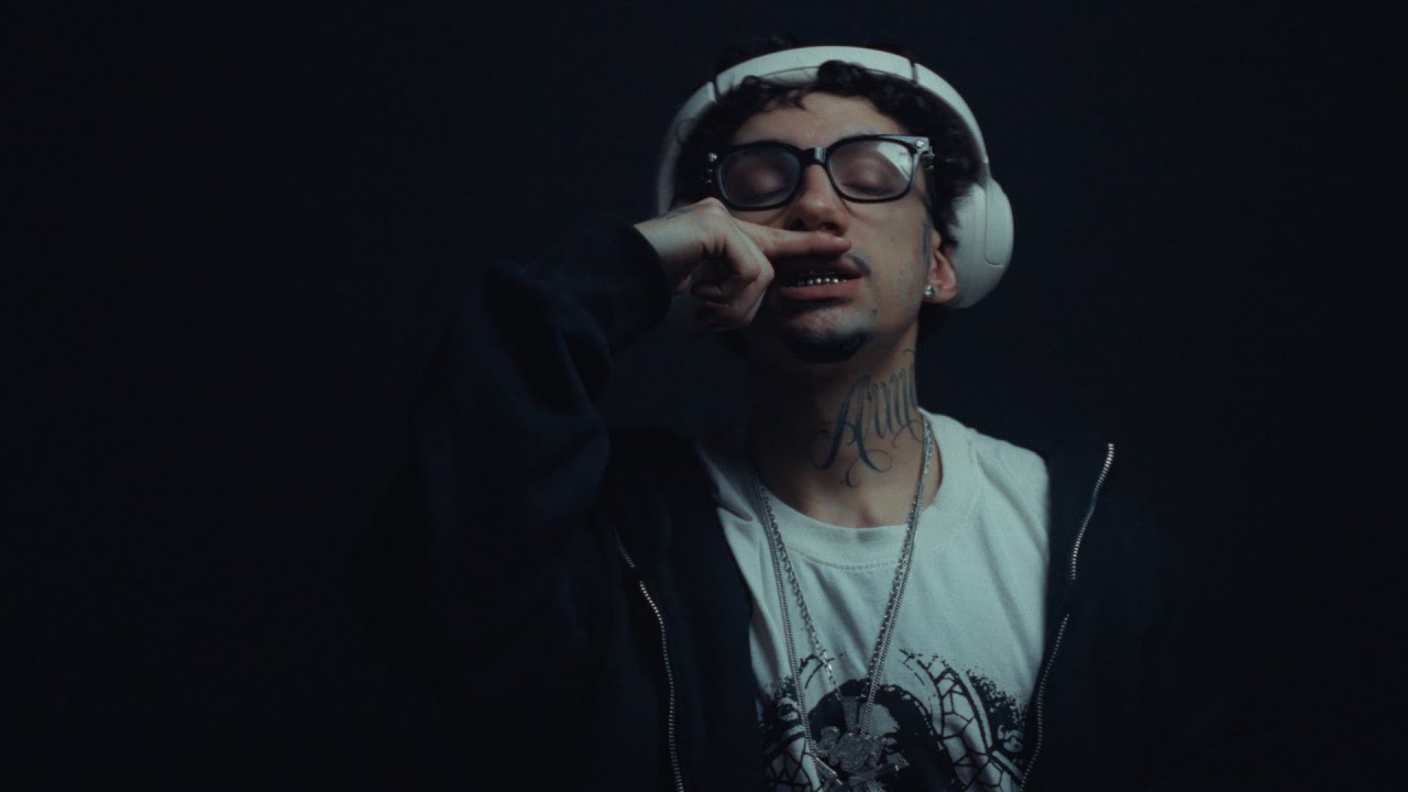08. Baby T "MARIA FUMAÇA" feat M'DEP, BITETTI