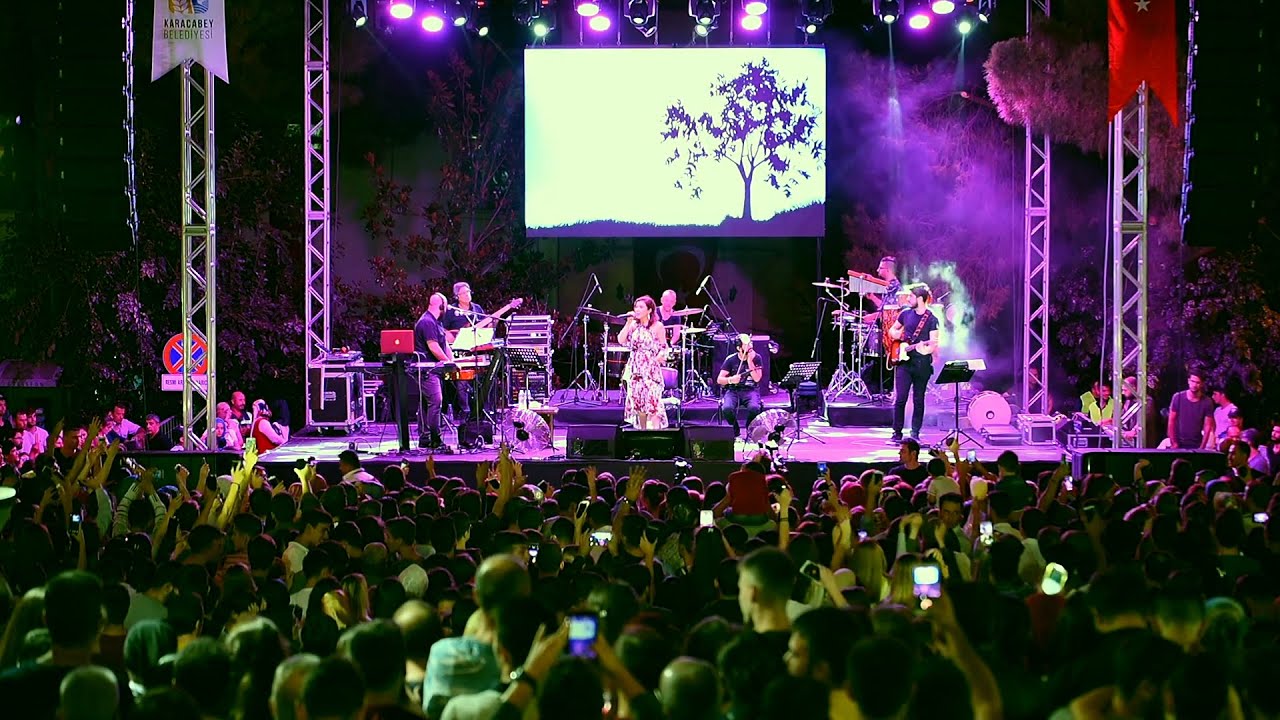 Burcu Güneş, Full Konser...