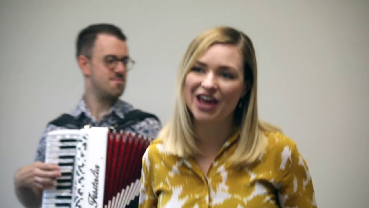 Traditional Tunes for Tiny People - Jump Jim Joe