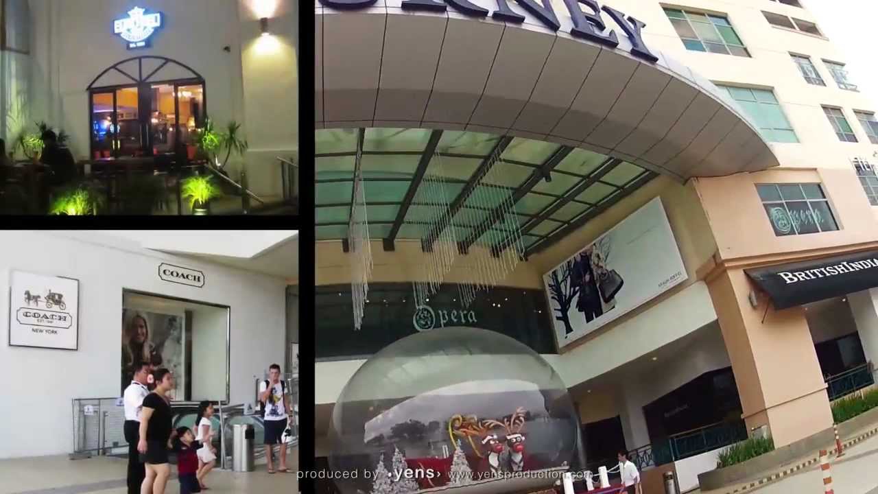 Gurney Plaza