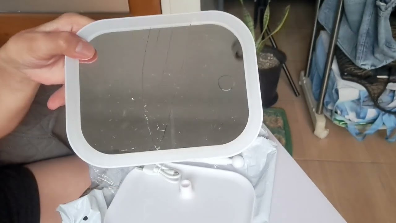 The Smart LED Touch Screen Makeup Mirror; Temu; Damaged; Returned Refund. @milengstv775 