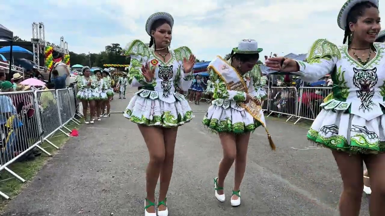 Fraternidad Alma Boliviana- Caporales
