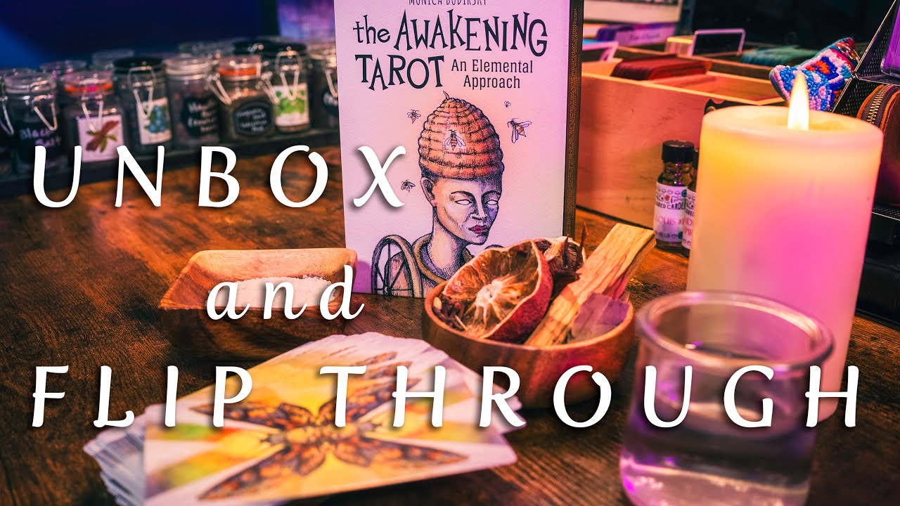 The Awakening Tarot: Unbox and Flip Through