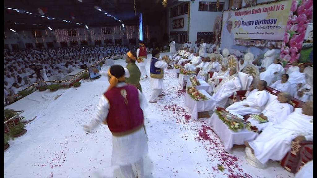Rajyogini Dadi Janki Ji Birthday - Group Dance - Kishore Bhai Group  (29/3/2015)
