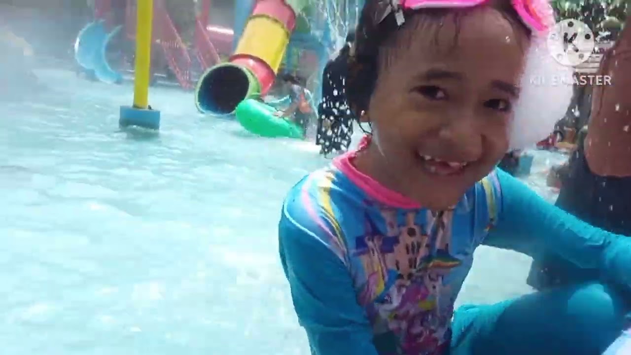 renang bersama di Grend valley water park Purwakarta MI AL'MISBAH cikarang utara