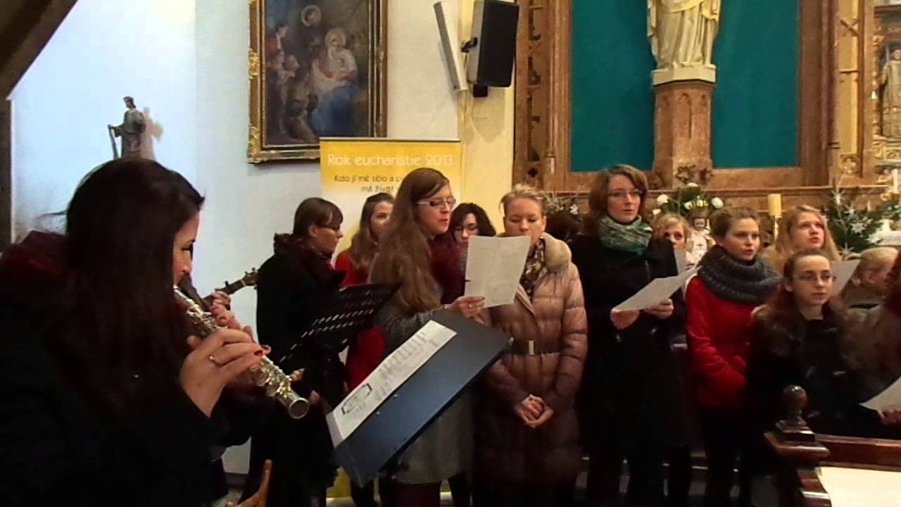 V jesličkách leží, schola Hlučín