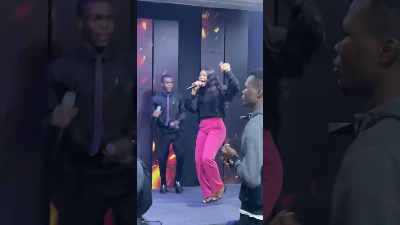 Powerful short praise  #praise #fyp #dance