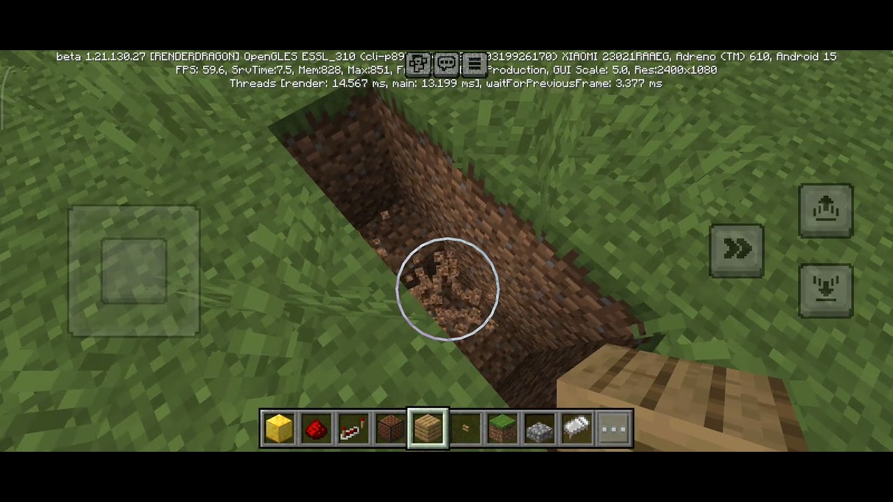 Jogando Minecraft