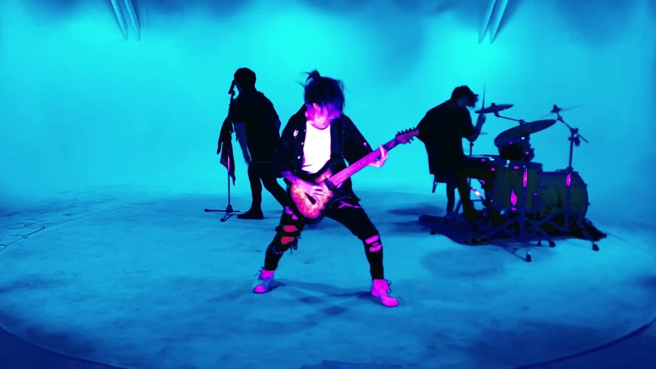 Hollywood Nightmare -  "V.B.E." - (Metalcore, Djentcore)