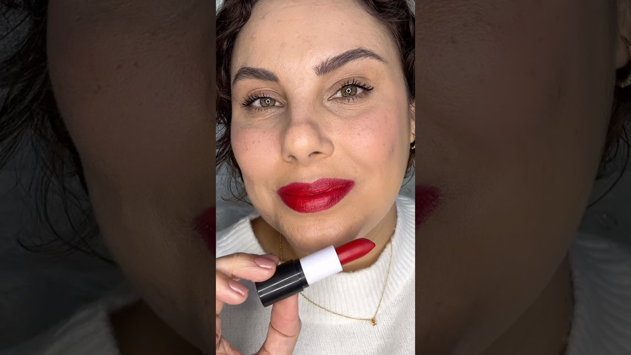 BATOM MATTE QUEEN OF RED NATURA FACES