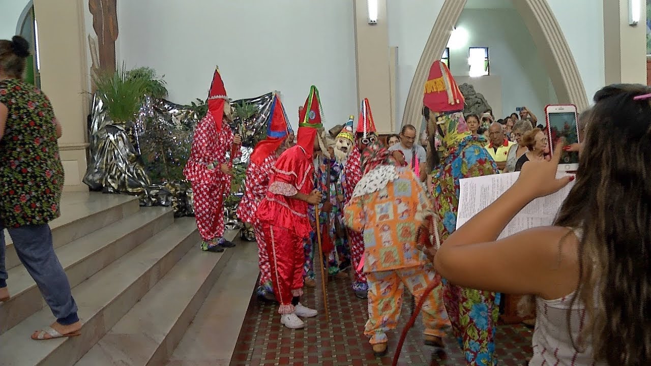 Santuário de Santo Antônio celebra missa para comemorar o Dia de Reis