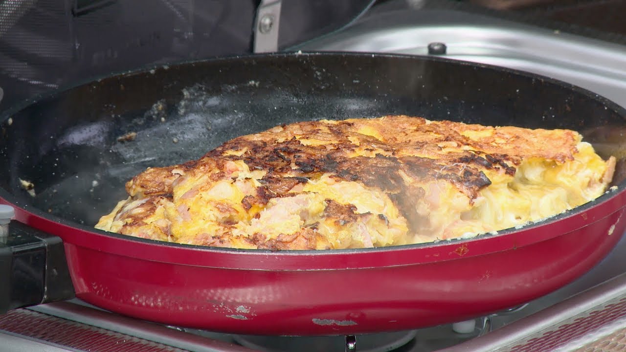 Crayfish Omelette: Bush Cook'n ► All 4 Adventure TV