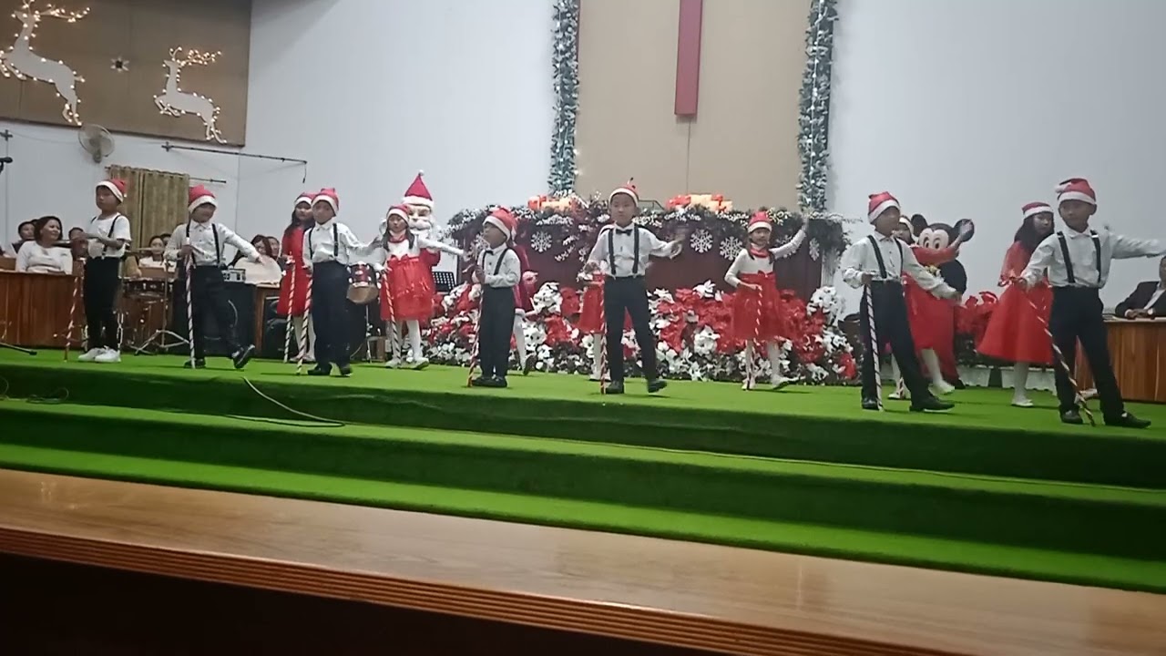 Christmas opening ceremony Sunday. school