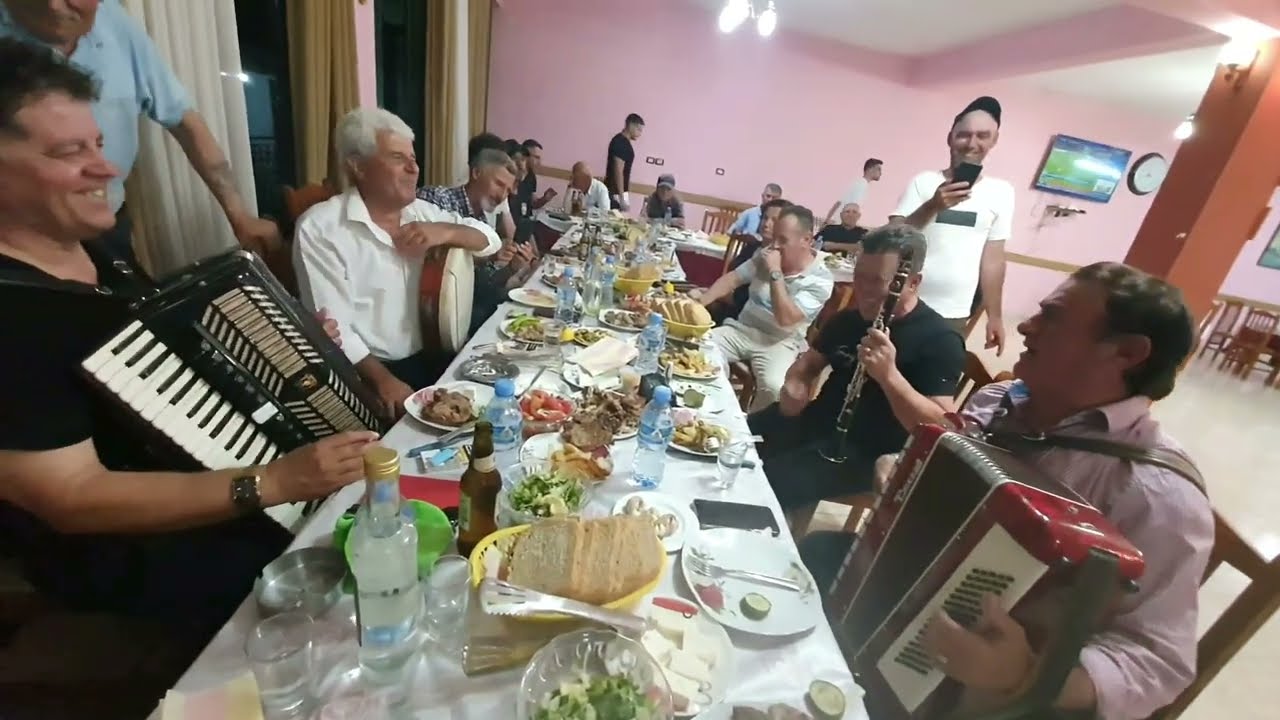 Fiqo Bezati Idajet Shtepenja Fred Mjeshteri Klarinet Lumturi Bezati Nor Braho Fatmir Koxhaj Deshiran