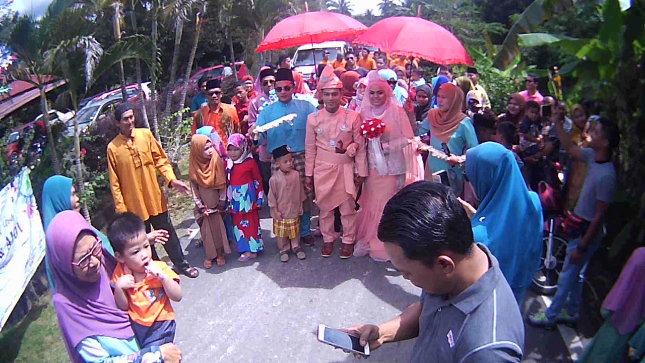 Majlis bersanding Siti & Ajoi