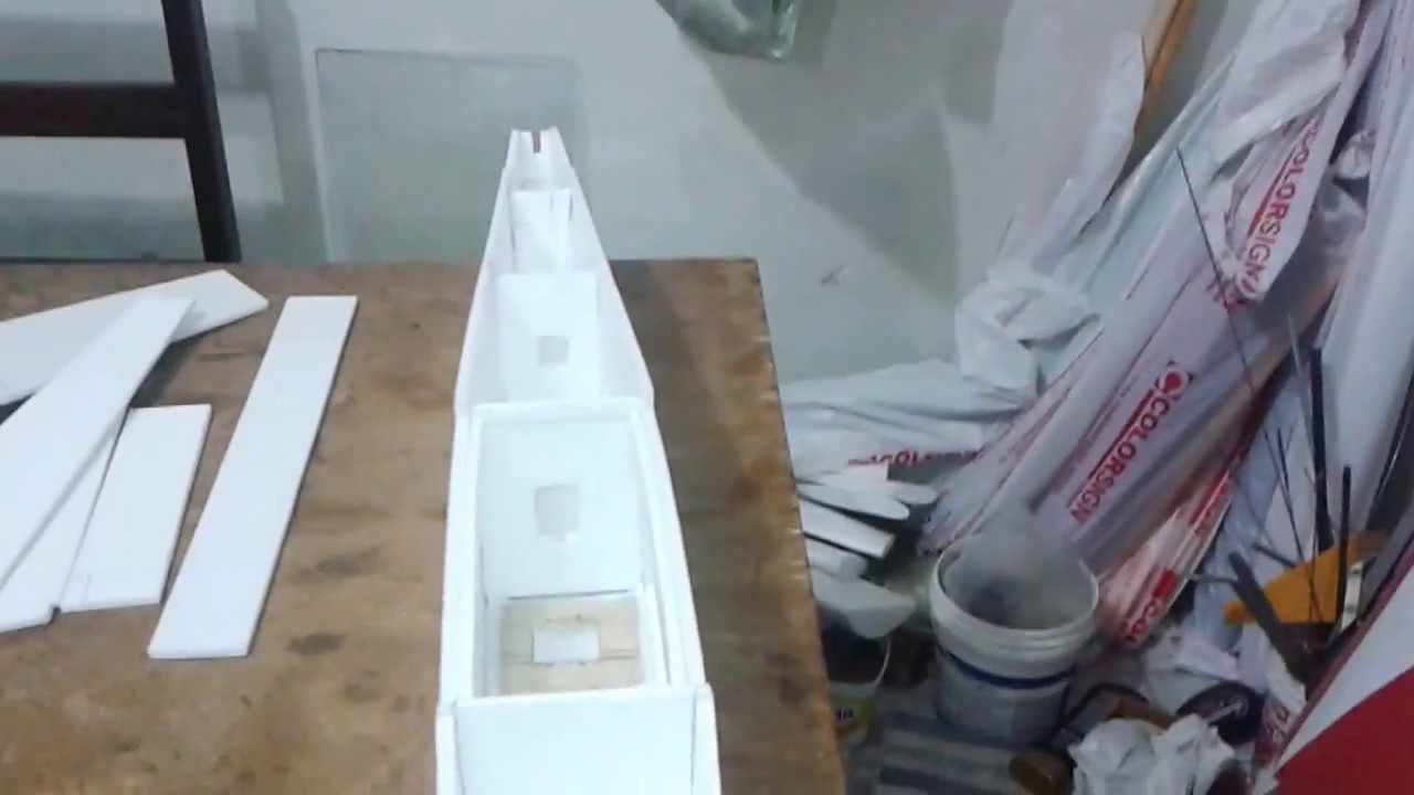 Como fazer um aeromodelo blaser em depron de 1.20mt de asa
