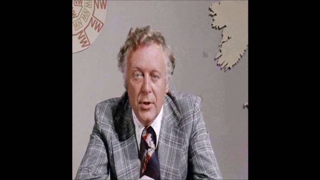 The Goodies- Puppet Government