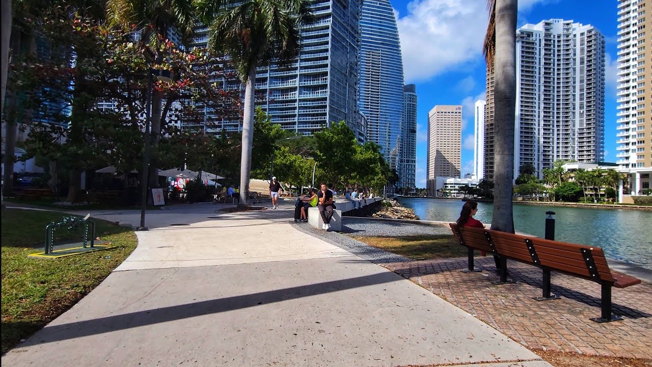 4K Brickell Neighborhood , Spring Cycling Virtual Travel Tour , Miami FL , March 2026