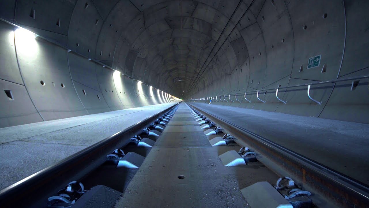 SUBTERRA – Modernizace trati Rokycany–Plzeň, pevná jízdní dráha v tunelu Ejpovice