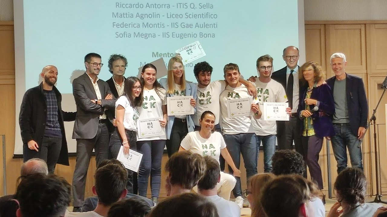 Il Liceo "A. Avogadro" alla premiazione dell'Hackathon di BIFuture!