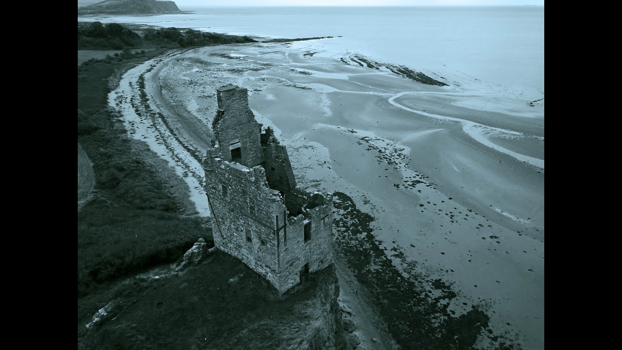 DOUGIES DRONE - DJI Mavic Pro -  Greenan Castle , Doonfoot , Ayr  -  Spooky abandoned Castle