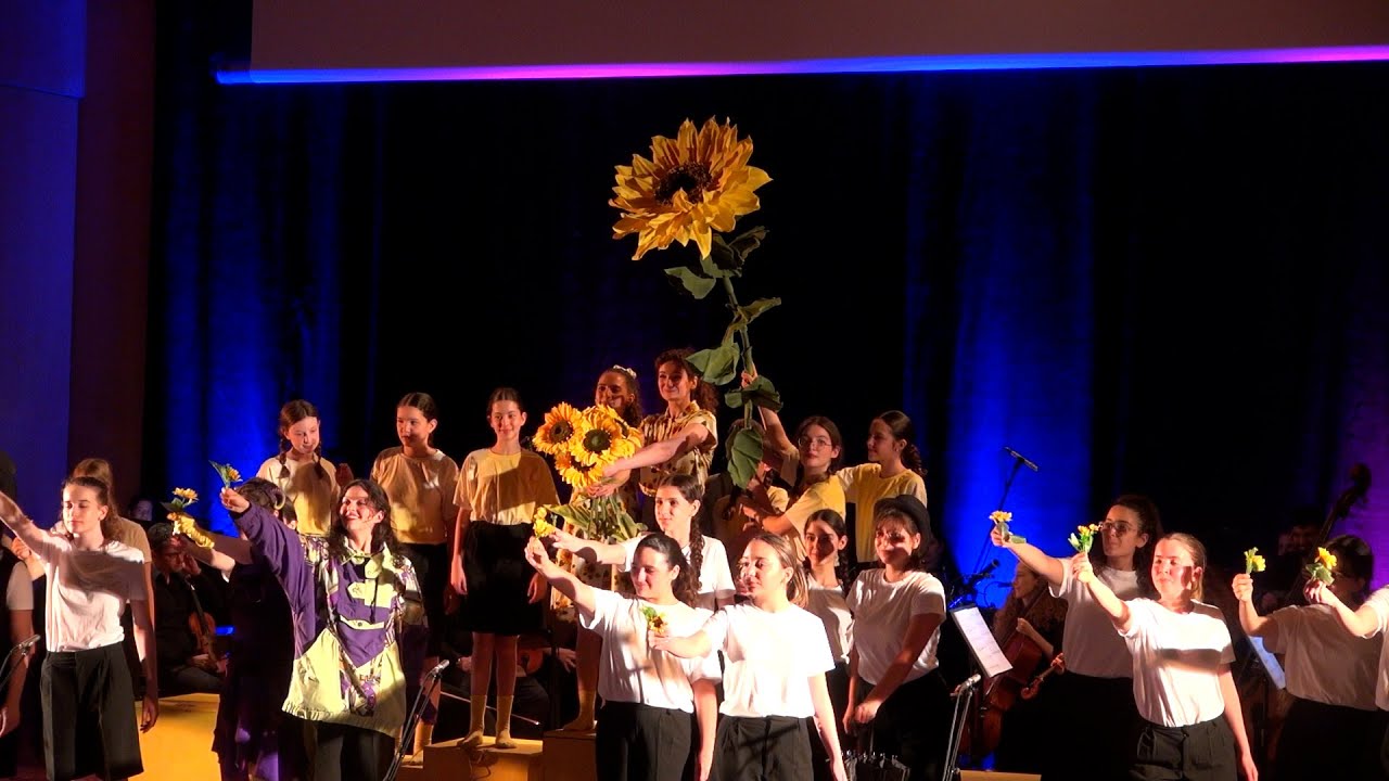 Bat-Kol Girls' Choir: מקהלת בת-קול בניצוח ענת מורג: האופרה 