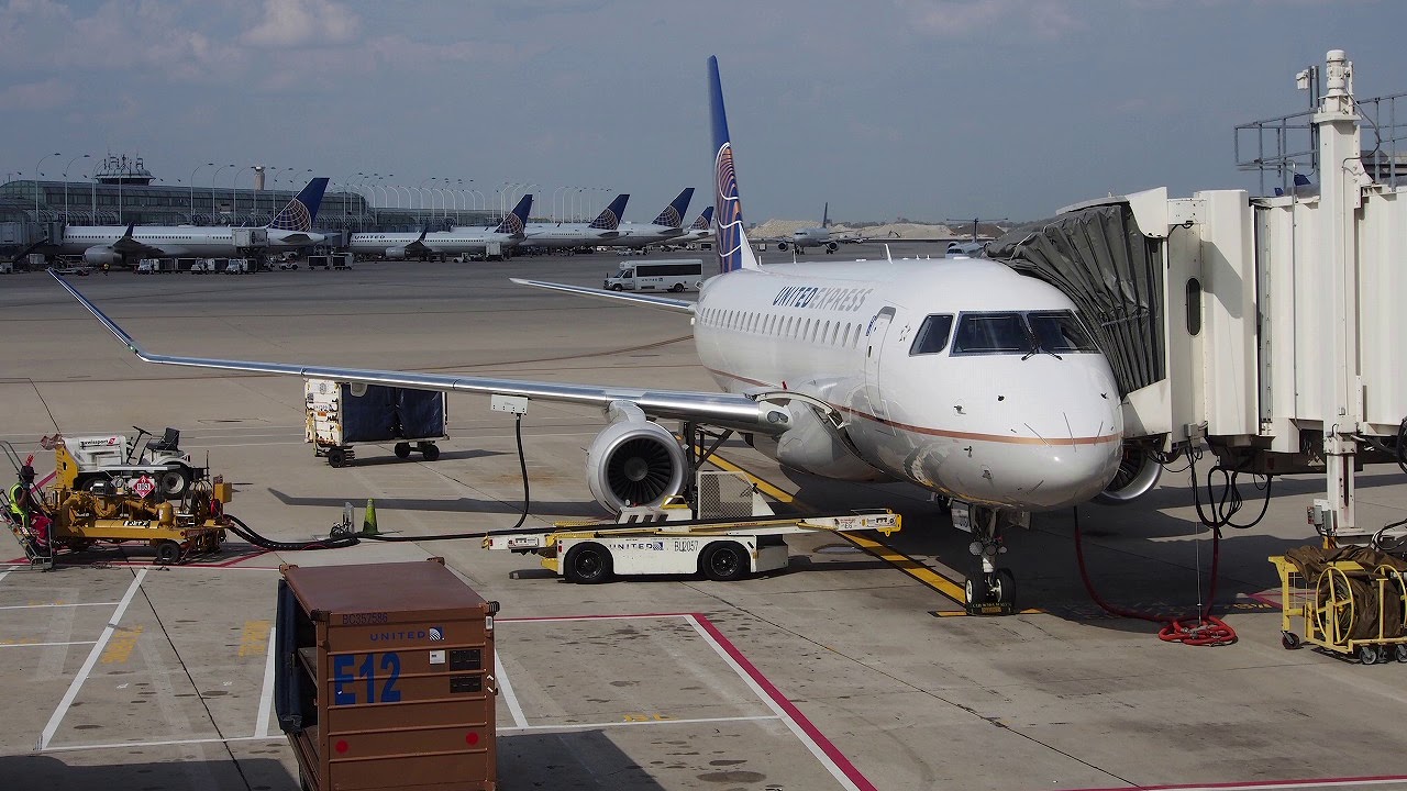 2017/09/26 United Express 5439 Announcement: Chicago O'Hare - Louisville