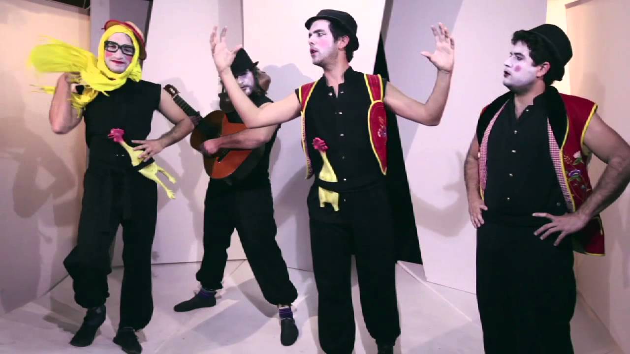 Abubukaka - el botellón de Julián