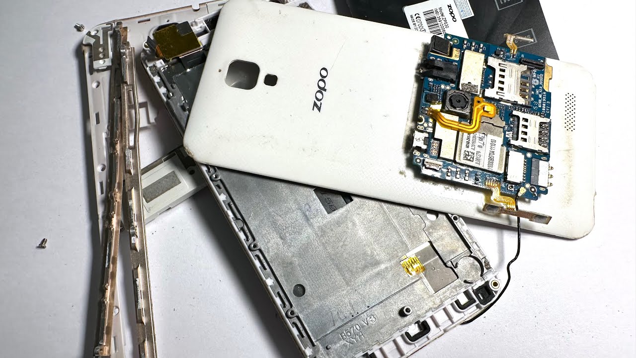 Zopo mobile phone disassembly