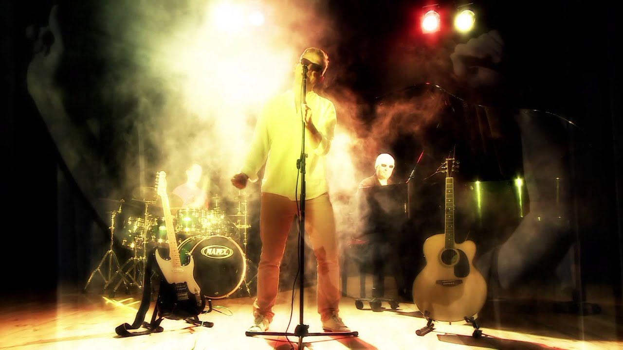 BFC - MY W BLASKU SWIEC ( OFFCIAL VIDEO)