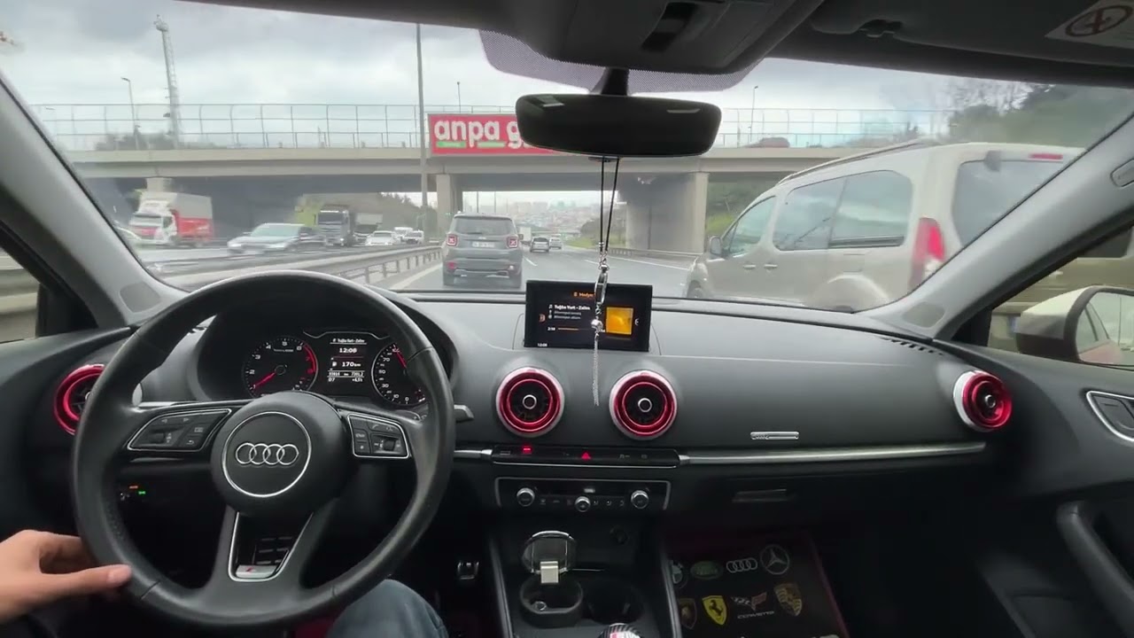 Audi A3 Araba Snap - Gülden Karaböcek Sen Evlisin