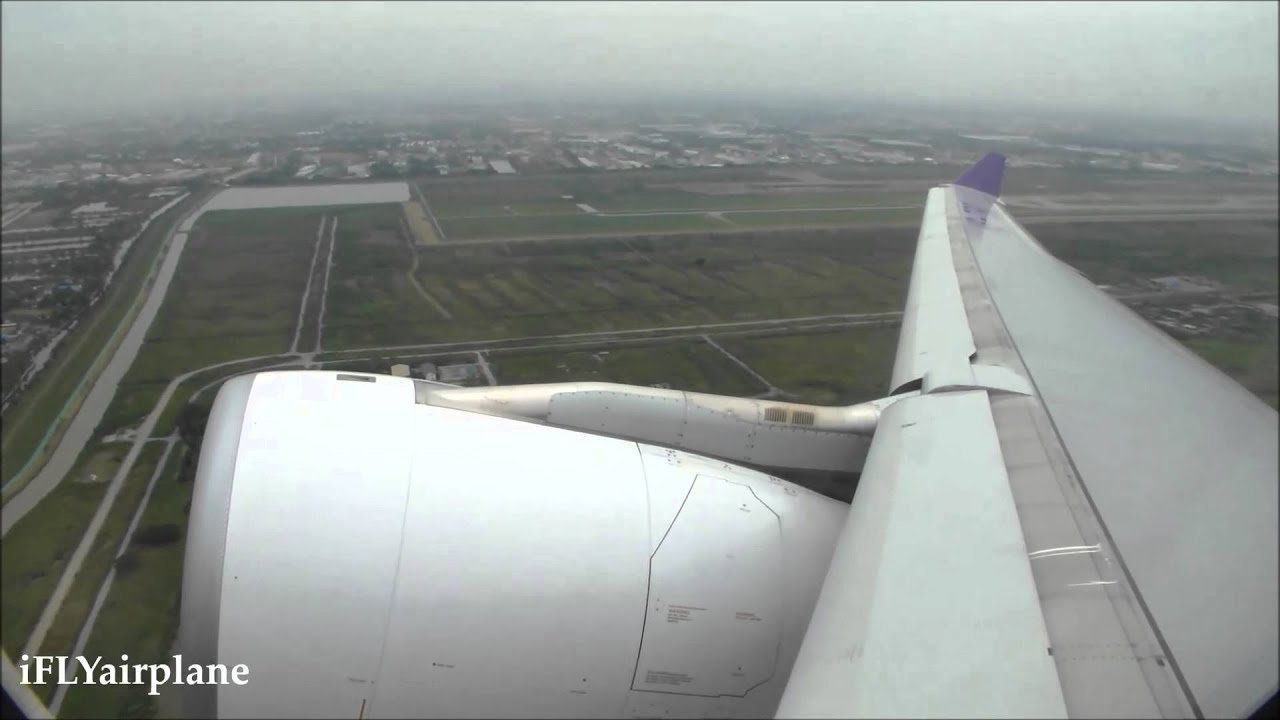 Thai airways TG110 Bangkok to Chiang Mai 30JUN2014 A330-343X Take off and Landing การบินไทย A330