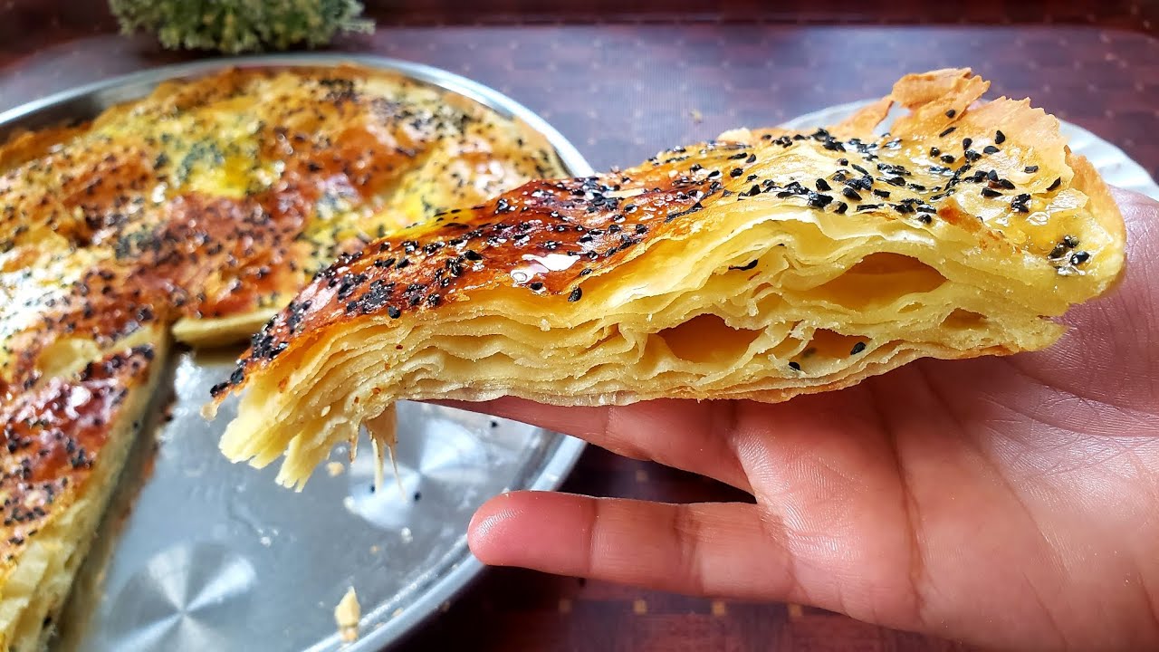 طريقة عمل بنت الصحن المورقه كل رقاقه لحالها بالطريقه القديمه ! How to make Yemeni Bint Al Sahn