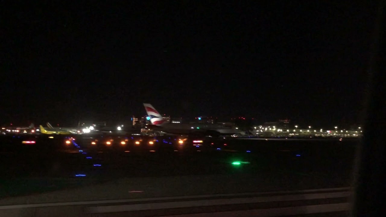 LAX Midnight departure American Airlines B738 runway 25R
