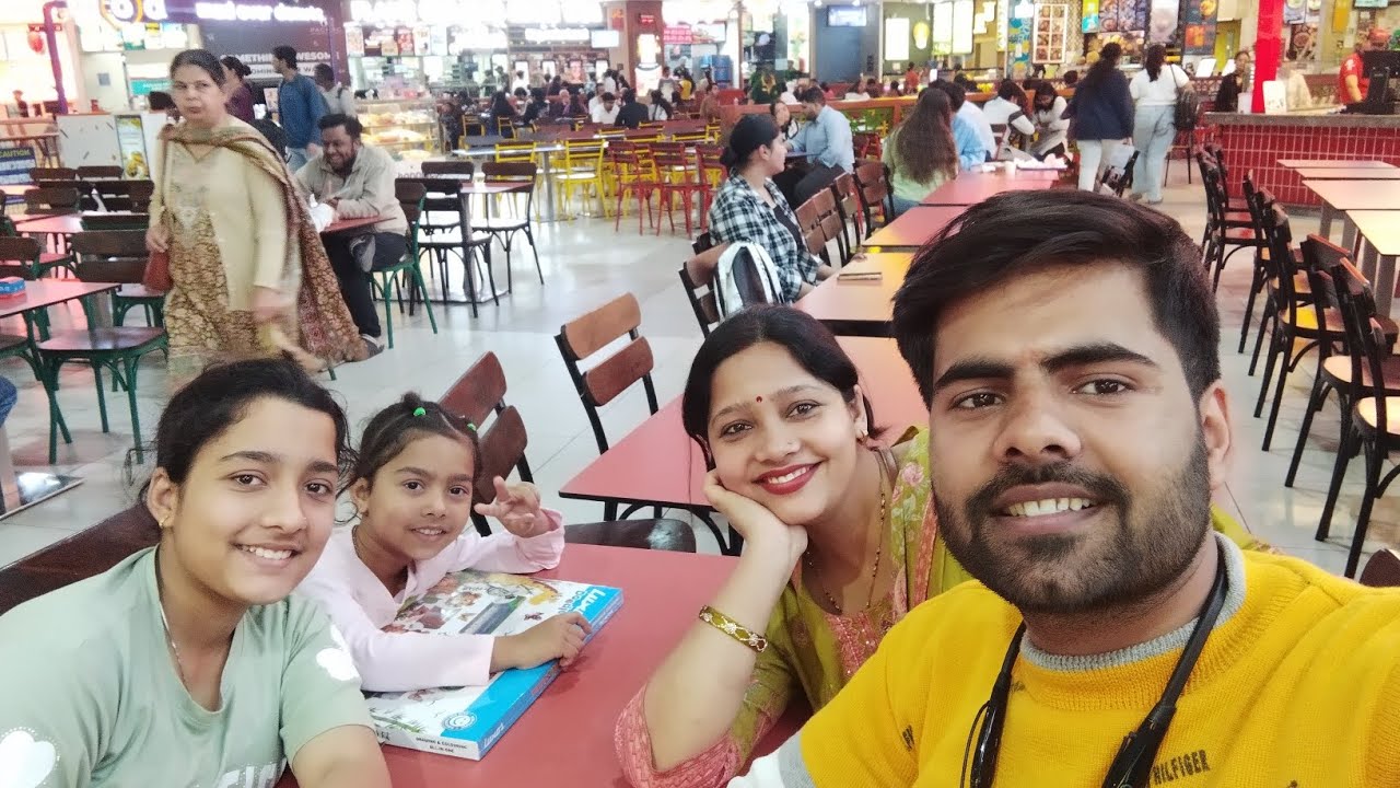 #aj Hum gae mall#unlimited fun hua#viralvlog
