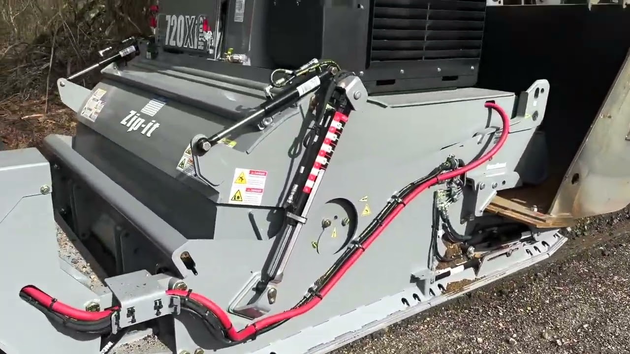 720XI WA Asphalt Zipper Road Reclaimer