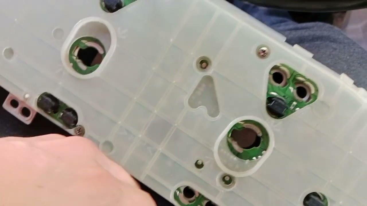 como instalar luz led a tablero de carro mazda Allegro