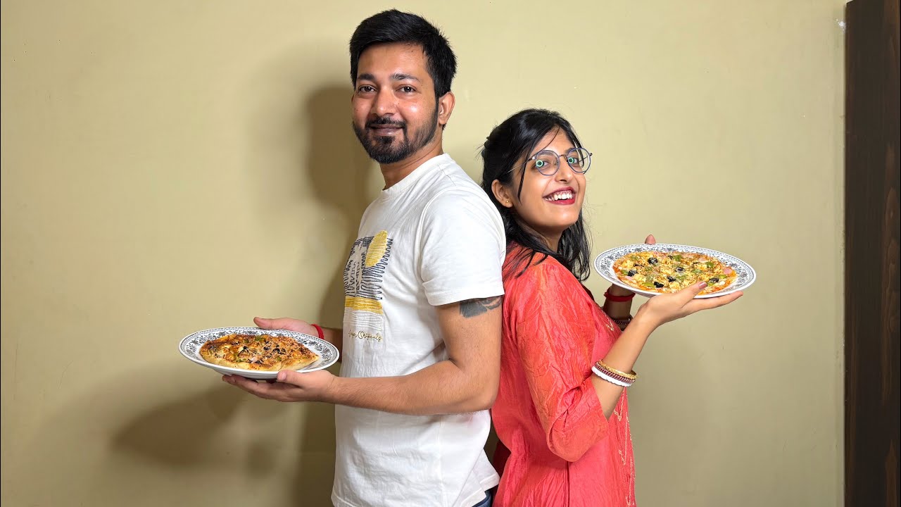 Pizza তৈরীর হাড্ডাহাড্ডি লড়াই| Pizza making challenge between Raja and me