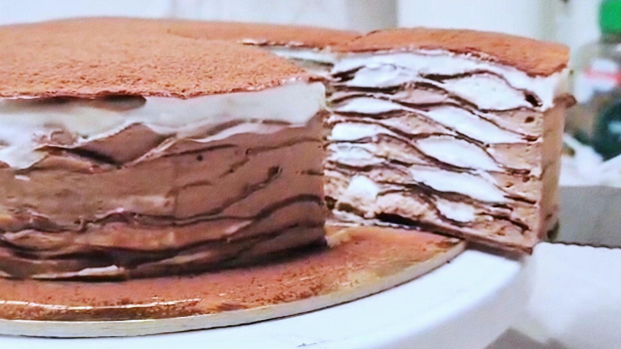 Beautiful Crepe Cake with Chocolate and Cream 🍫🍰