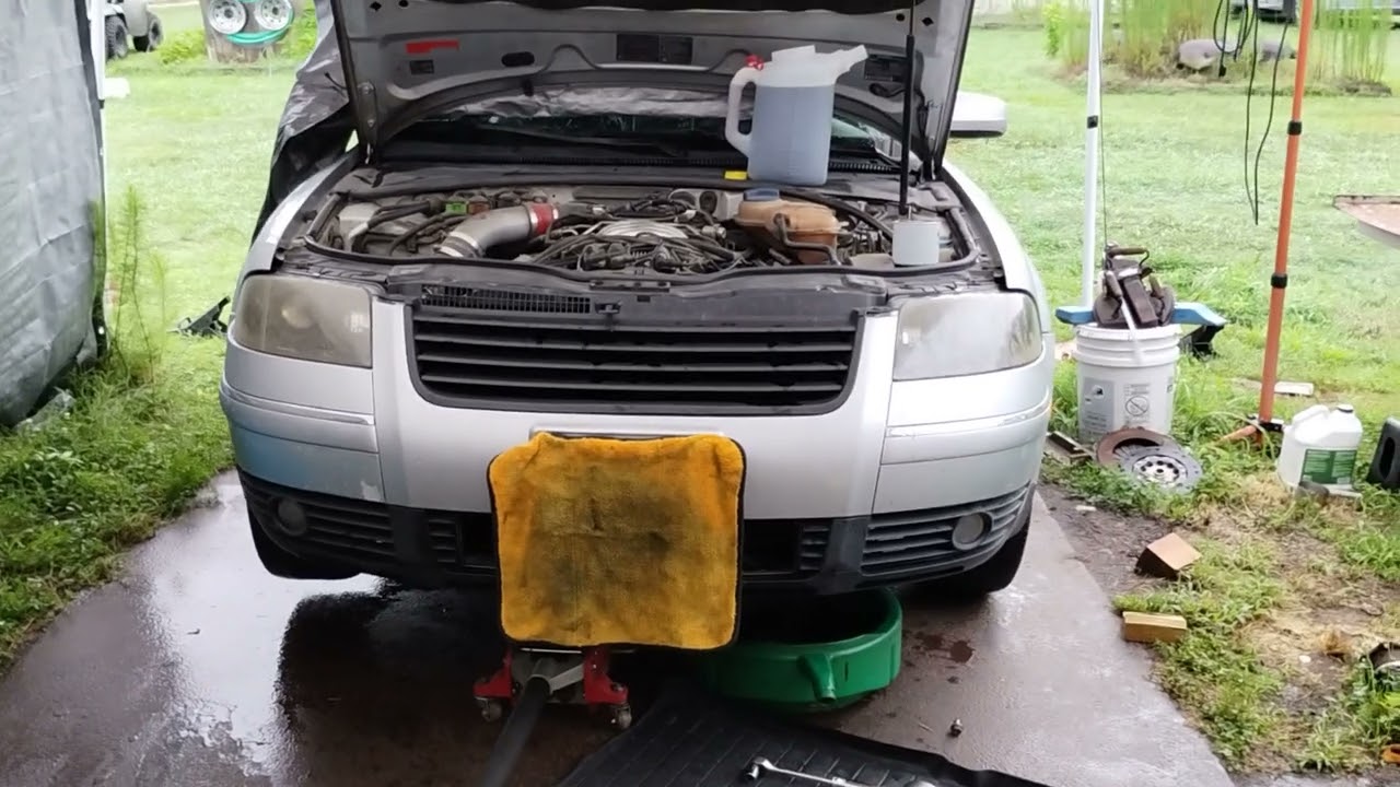 Самая простая замена масла в жизни? Замена масла в Passat 2.8л V6.