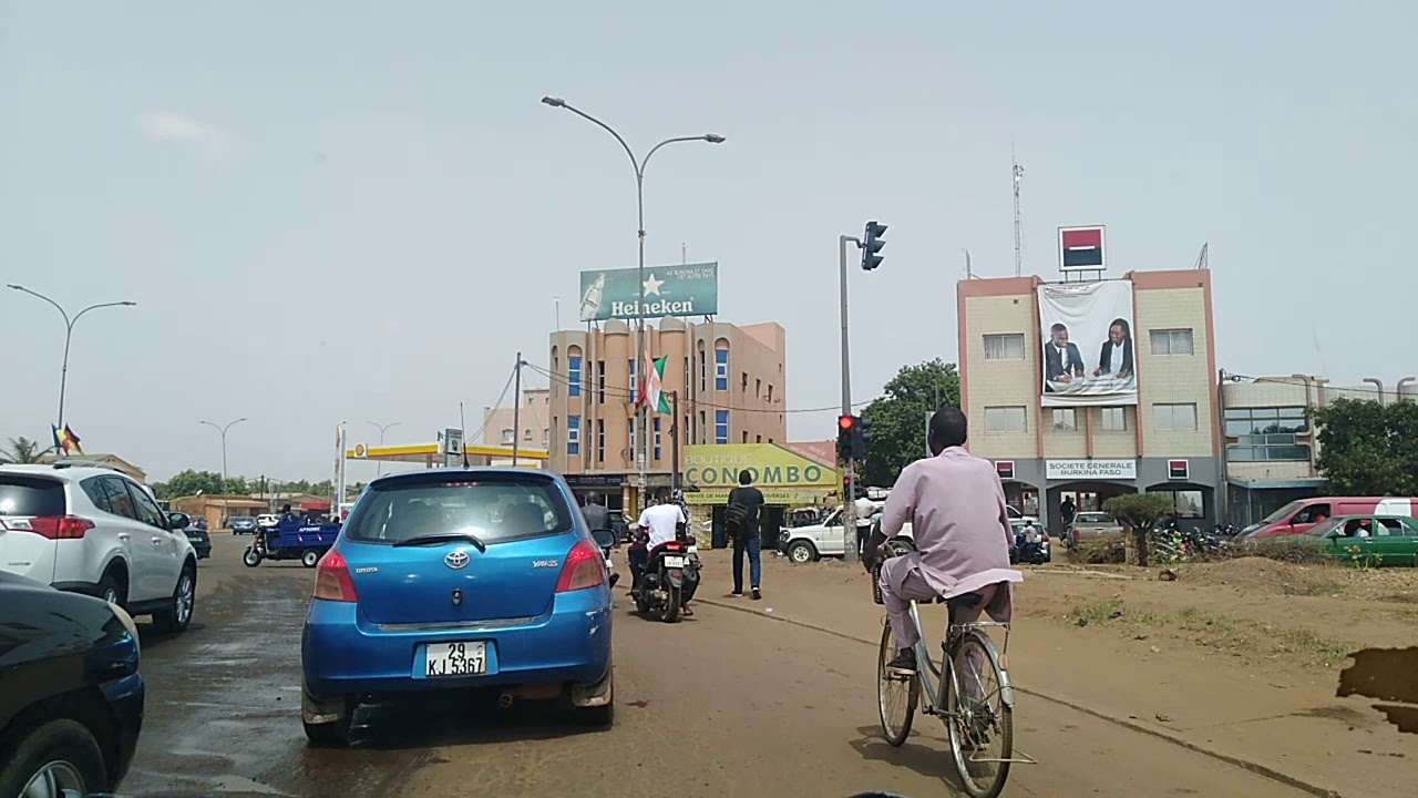 Driving in Ouagadougou, Burkina Faso  Part 3