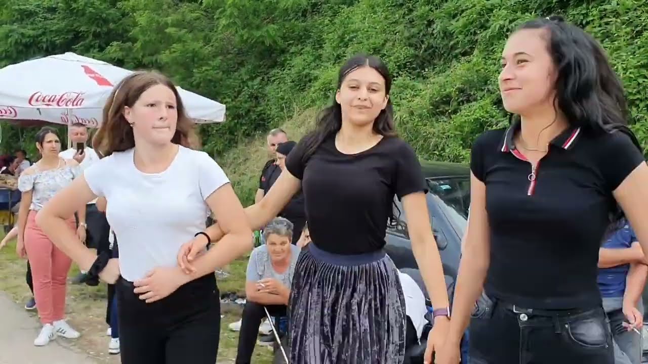 🔴 Ovako se ljulja u Ustikolini kod Goražda - Irfan, Reva i Midho Bend - Bosanski teferič