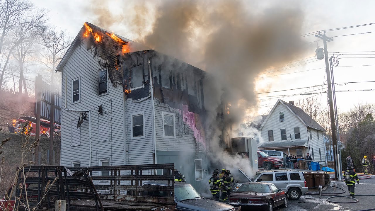Maple St. 2nd Alarm Fire (Shelton, CT) 4/1/22