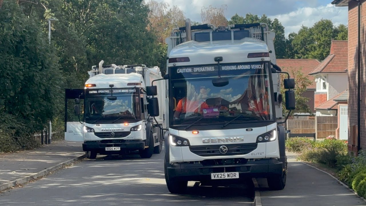Dennis Elite + Refuse Truck on Recycling, WDR 