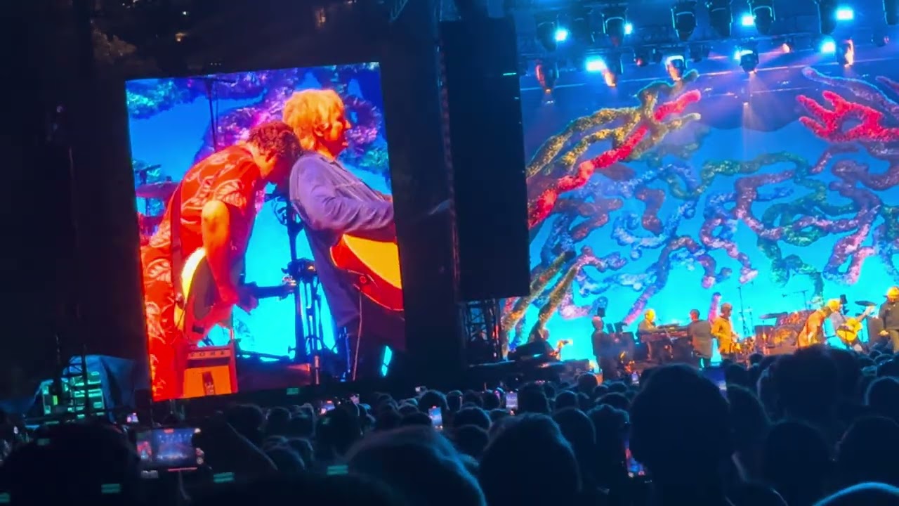 Crowded House and Jimmy Barnes - Weather With You - Sydney Opera House Forecourt - 07/12/24