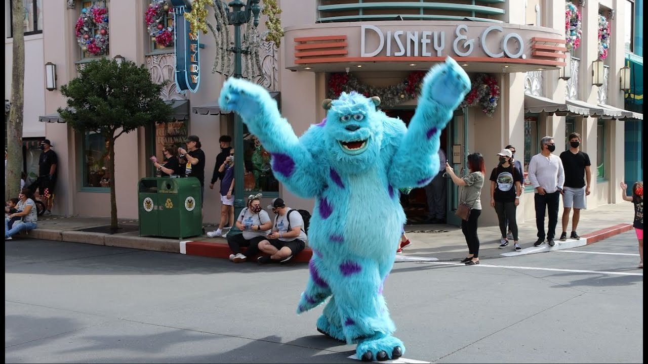 Hollywood Studios Character Cavalcade #Shorts