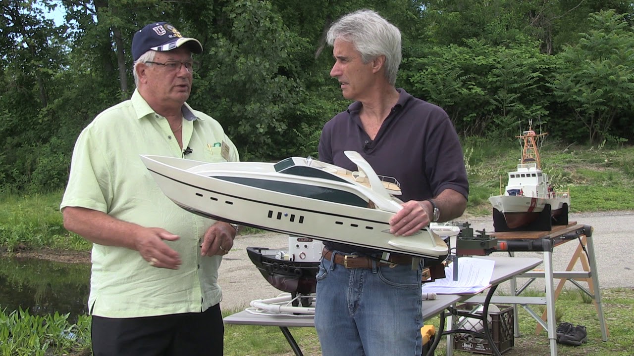 Smart Boating 195 - Radio-Controlled Model Boats