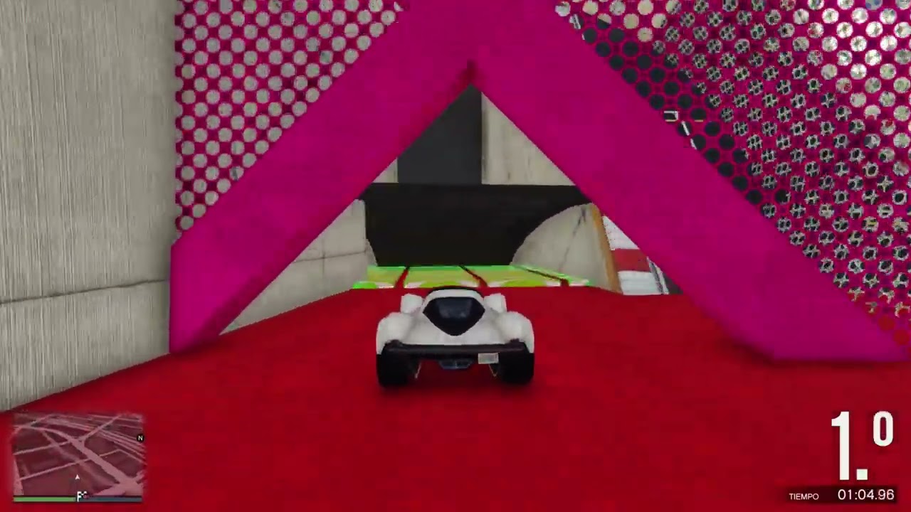 Mega rampa entre panas | La carrera mas corta del mundo - GTA V