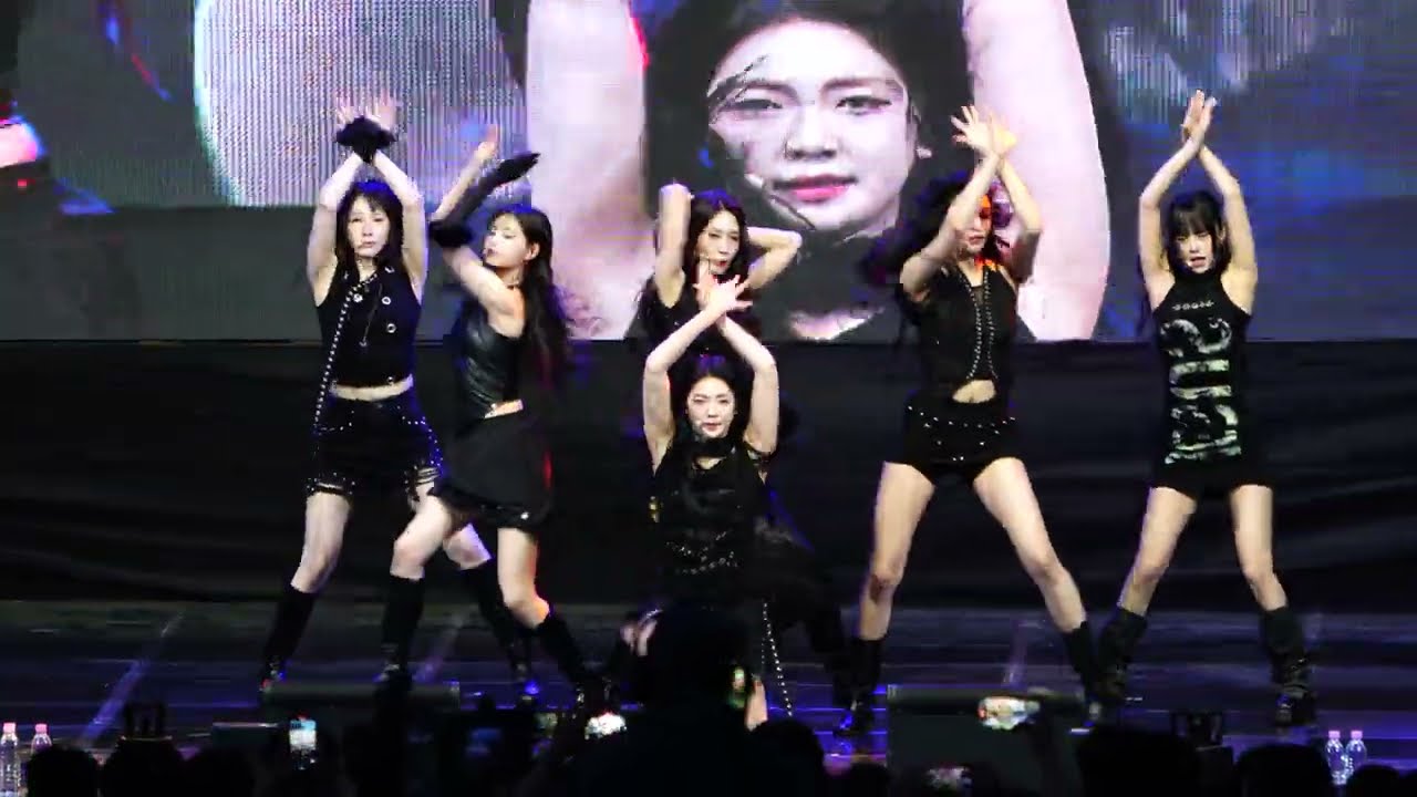 240522 에버글로우(Everglow) 4K60p 직캠(fancam) @한림대학교