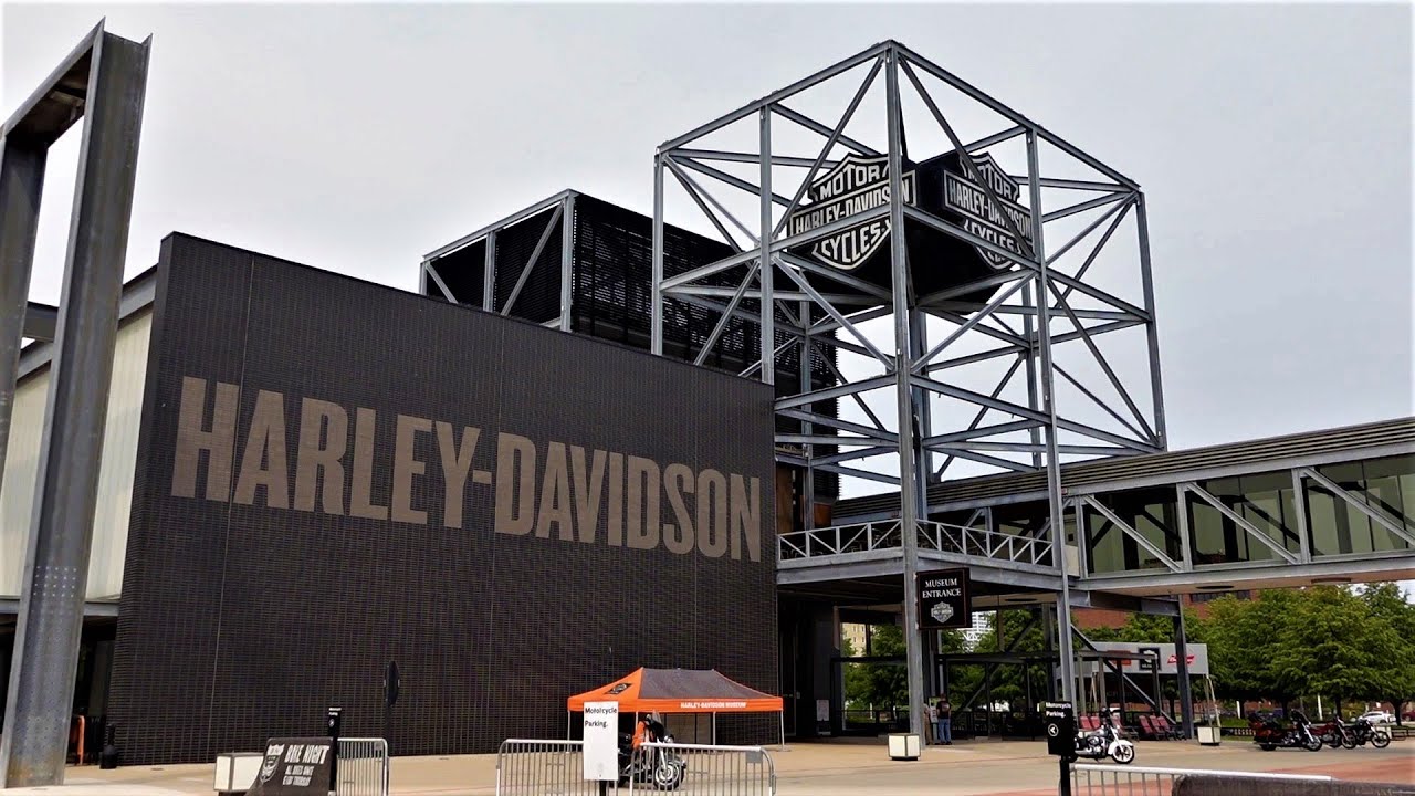 Harley Davidson Motorcycle Museum Tour - Milwaukee Wisconsin